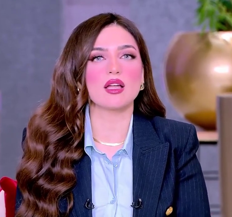 ياسمين عز: يمكن إمام عاشور كان عنده عذر قهري قصف جبهة