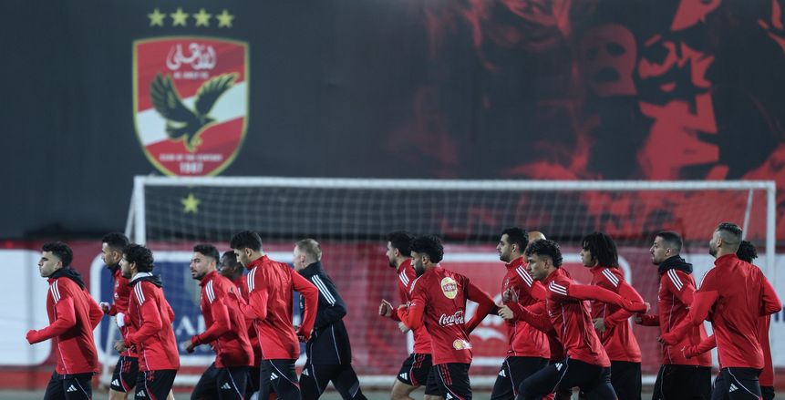 بالأسماء.. شوبير يعلن رحيل 3 أجانب عن الأهلي نهائيا ومصير الصفقات الجديدة