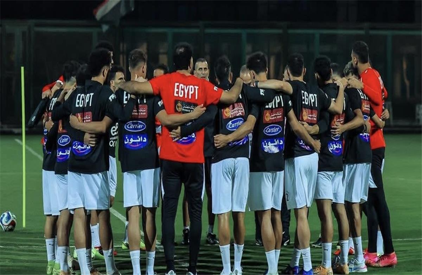 اتهامات بالاعتداء الجنسي تلاحقا لاعبا مصريا على عتبة كأس العالم