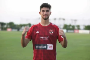 الأهلي يوافق على إعارة أحمد عابدين ويبحث عن مدافع أجنبي