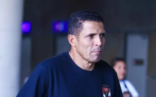 طلب مهم من عموتة قبل القمة المرتقبة أمام الزمالك