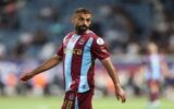 نجم ليفربول السابق يلحق بصلاح في طرابزون