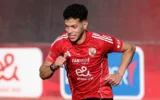 إمام عاشور يكرر سيناريو بيزيرا.. نجم الأهلي يعلق على تصرفات المشاغب وأداء عموتة ضد برشلونة