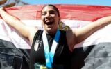 ذهبية تاريخية لـ مصر.. رئيس اللجنة الأولمبية المصرية يهنئ أسيل أسامة بعد إنجازها العالمي