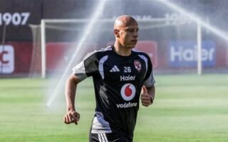 مخطط الأهلي لتعويض الجزار.. وهؤلاء أبرز المرشحين للانضمام في يناير
