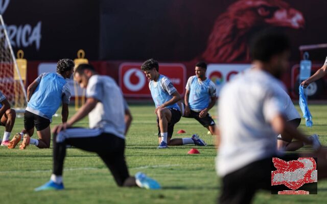غيابات الأهلي أمام الزمالك.. 4 لاعبين خارج القمة وعموتة يعلن القائمة