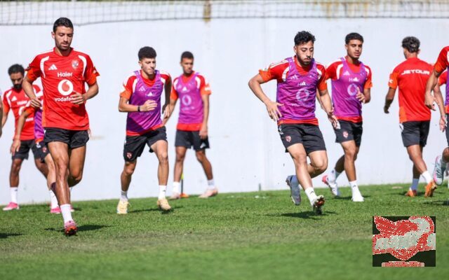 الأهلي يطمئن على 4 لاعبين قبل القمة.. موقف كوكا وياسر إبراهيم والدبيس